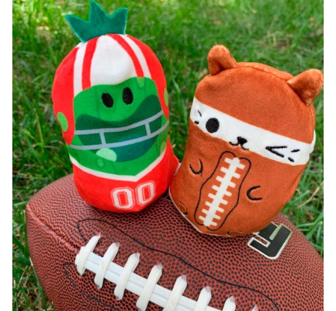 М’яка іграшка Cats Vs Pickles 2 в 1 – Котик та огірок Спортсмени